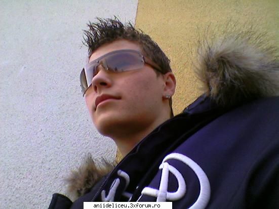 ID Yahoo Messenger - Id`ul meu : smile4andrey .... va astept - Chat