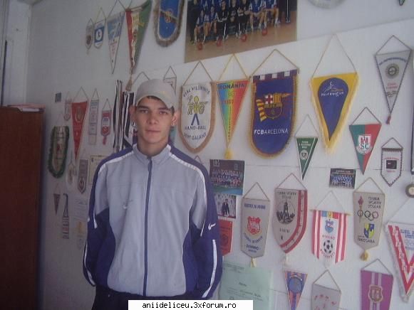 ID Yahoo Messenger - este id meu daca vretii sa vb cu mine - Chat