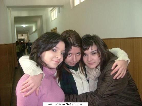 Poze cu voi !! - ada ioana si io....le iubesc pe nebune - Chat